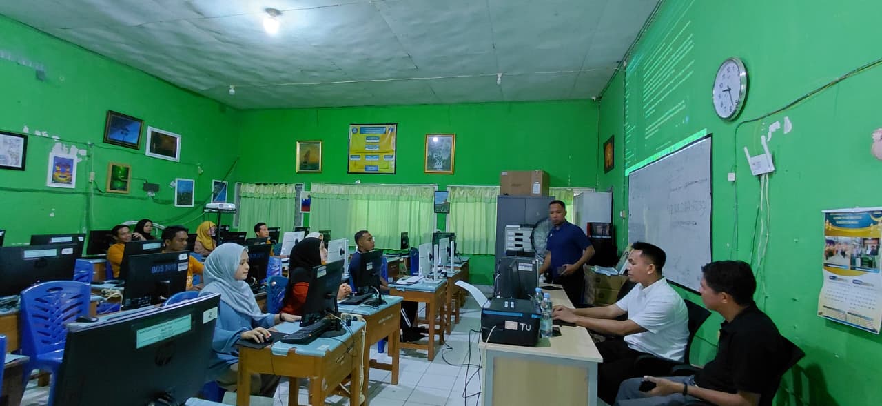Pelatihan situs web