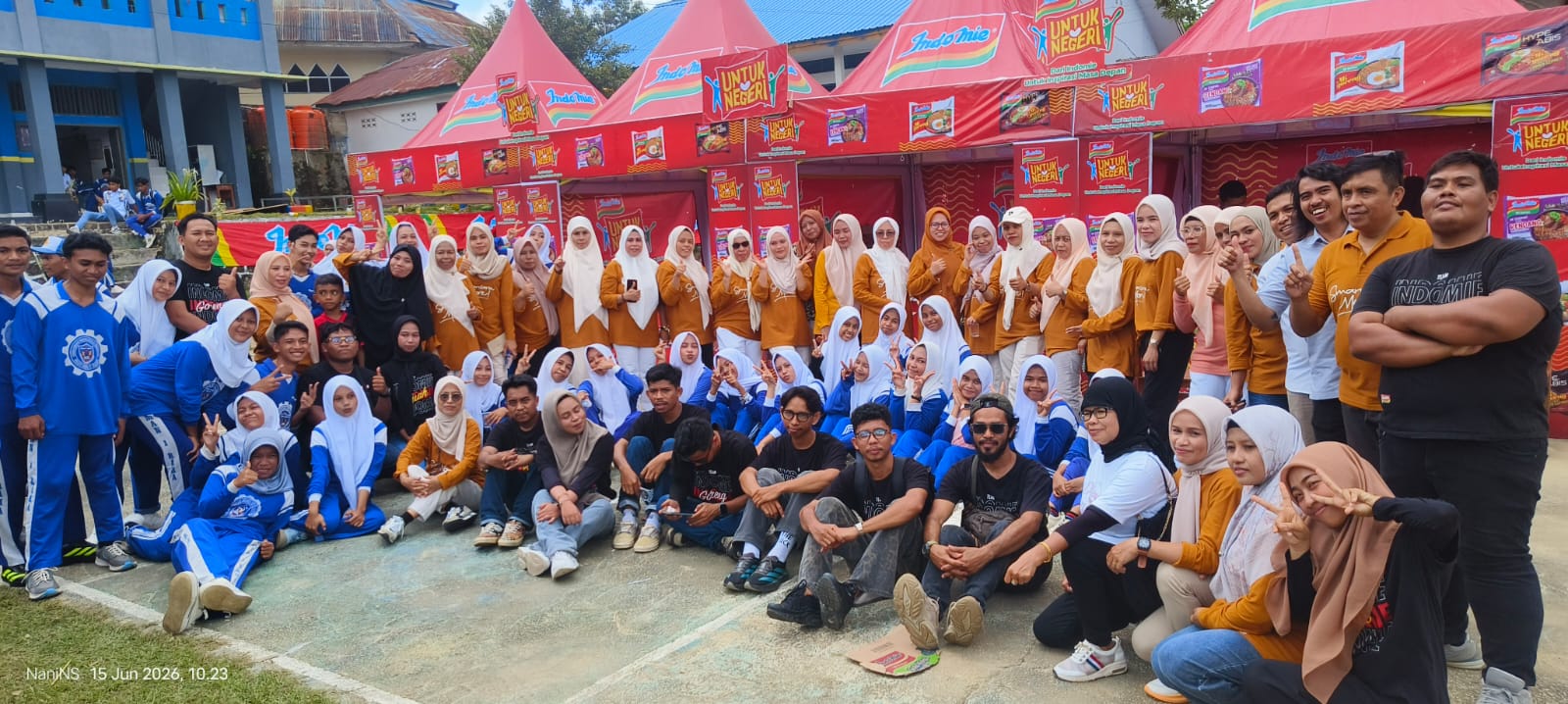 INDOMIE UNTUK NEGERI "Dari  Indomie Untuk Inspirasi Masa Depan"