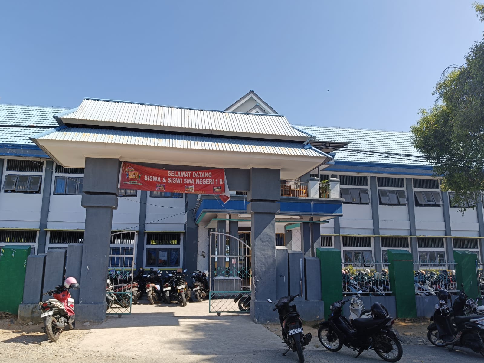 SMANSARA CERDAS  &BERWIBAWA